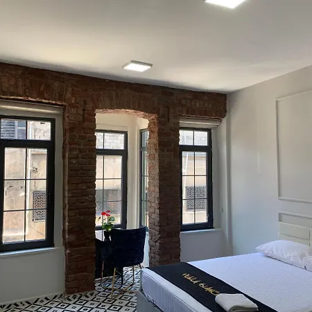 Nearby Taksim Spacious Flat With Duble Bed Estambul