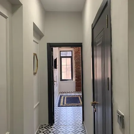 Nearby Taksim Spacious Flat With Duble Bed Apartamento Estambul