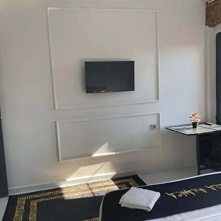 Apartamento Nearby Taksim Spacious Flat With Duble Bed *