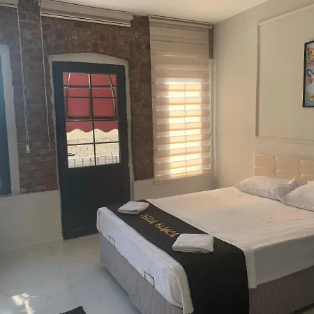 Nearby Taksim Spacious Flat With Duble Bed Estambul